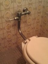 「フラッシュバルブタイプトイレへのウォシュレット取り付け」についての画像