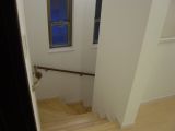 「２階リビングと階段の間に扉を取り付けたい」についての画像