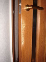 「リビングのドア（木製）の表面剥離を補修したい」についての画像