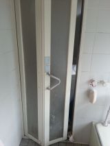 「浴室のドアを折戸から引戸に交換したい」についての画像