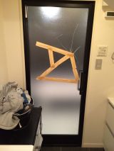 「浴室ドアのアクリルガラスの交換」についての画像
