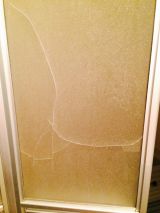 「お風呂の2枚折りドアの修理」についての画像