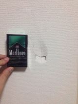 「壁穴の修理をしたい　タバコ大の大きさ」についての画像