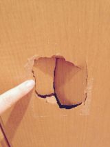 「クローゼット扉の穴の修理を希望します」についての画像