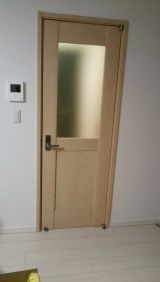 「室内ドアやクローゼットドアの枠ごと交換」についての画像