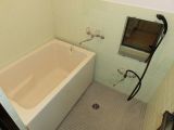 「マンションの風呂場の簡単な塗装リフォーム　10部屋程度」についての画像
