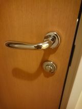 「トイレの鍵の取り換えの見積もりをお願いしたい」についての画像