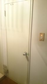 「トイレのドアを付け替えたいです」についての画像