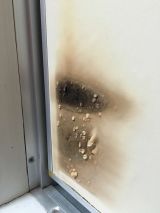 「ドアの焦げ跡の修理」についての画像