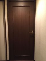 「部屋の扉（82㎝×220㎝）を修理または交換したい」についての画像