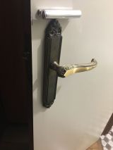 「トイレの鍵を表示錠に取り替える」についての画像