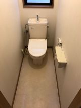 「トイレのクロスとCFの張替えをお願いします」についての画像