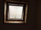 「風呂場の窓手前枠のひどいサビ修理」についての画像