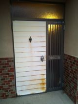 「玄関ドア（高さ223㎝×幅128㎝）を修理したい」についての画像