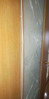 「室内ドアのガラス部分をポリカに交換」についての画像