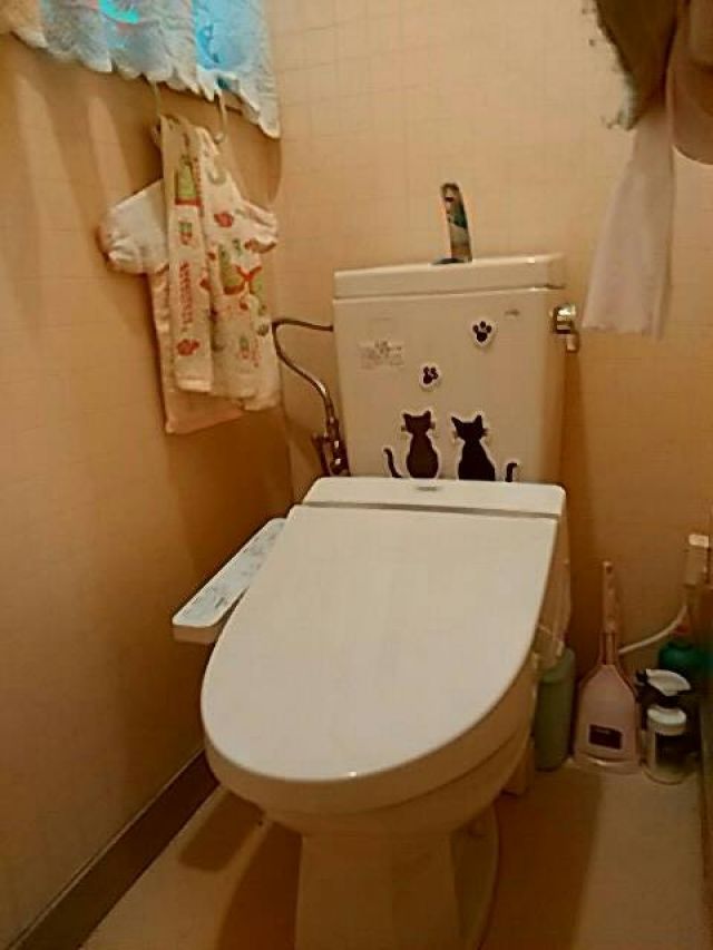 トイレの便器はそのままで 壁紙と床の張替えをしたい リフォームのことなら家仲間コム