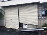 「台風で壊れた店舗のシャッターを取り替えたい」についての画像