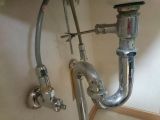 「洗面台下の排水管の交換」についての画像