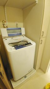 「洗濯機の防水パンの交換と備え付けの棚の撤去」についての画像