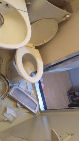 「賃貸物件のトイレ便器の破損」についての画像