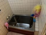 「トイレは汲み取り式から浄化槽式に、お風呂はユニットバスリフォーム」についての画像