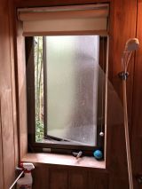「お風呂窓の網戸1枚の張り替え」についての画像