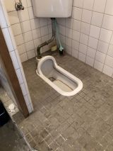 「1階店舗の和式トイレを洋式にリフォームしたい」についての画像