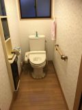 「トイレの交換とトイレの床の貼り替え」についての画像