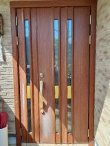 「玄関ドア（トステム　グランザ）の表面張替（塗装）」についての画像