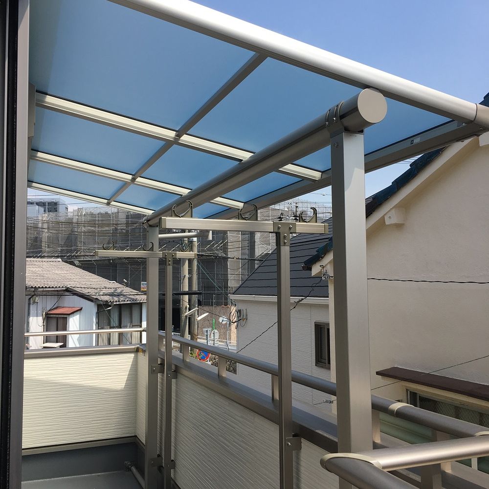 バルコニー屋根を取り付けて天気を気にせず洗濯ｏｋ 兵庫県 神戸市灘区 リフォームのことなら家仲間コム